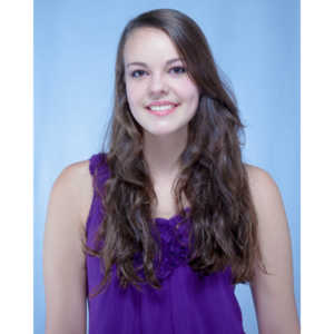 I met Jennifer her sister and mother at a concert by Thriving Ivory.  We ended up doing a shoot for each of them.