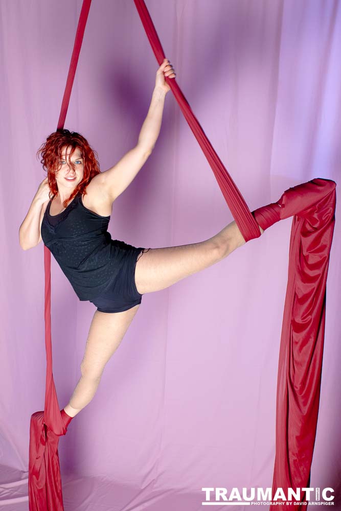 Demarie's one of those people that your eye just goes to.  Just a genuinely beautiful woman.  Proof!.