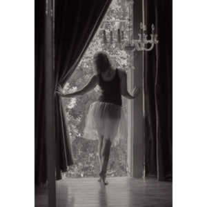 Demarie's one of those people that your eye just goes to.  Just a genuinely beautiful woman.  Proof!.