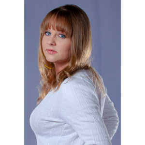 Jennifer is gorgeous.  This was a fun session, and the first of two I did with her.