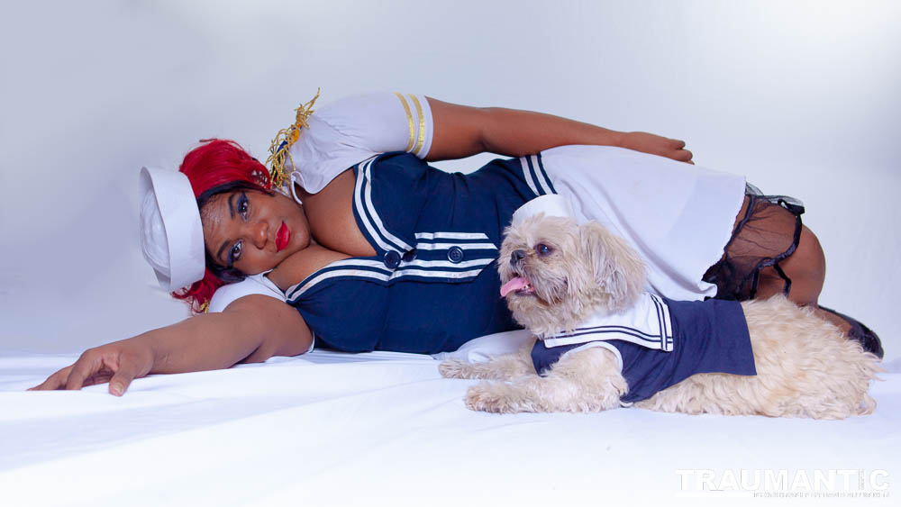 Penni wanted some cute shots of her and her dog Thor.  We got 'em.