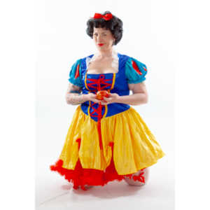 A followup session to an earlier Snow White shoot we had done.