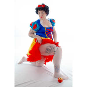 A followup session to an earlier Snow White shoot we had done.