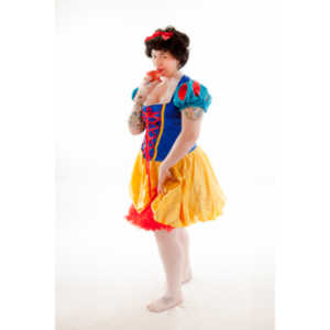 A followup session to an earlier Snow White shoot we had done.