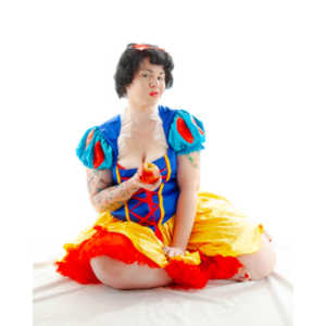 A followup session to an earlier Snow White shoot we had done.