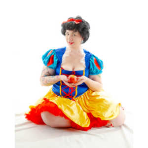 A followup session to an earlier Snow White shoot we had done.