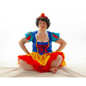 A followup session to an earlier Snow White shoot we had done.