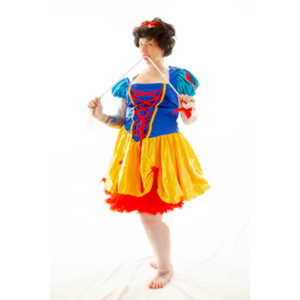 A followup session to an earlier Snow White shoot we had done.