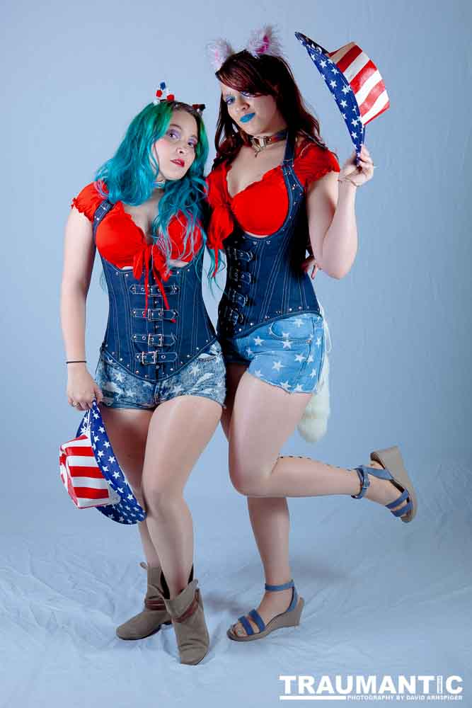 Some of my favorite models, Mollie, Kayla and Galadriel came over to play with a patriotic theme.