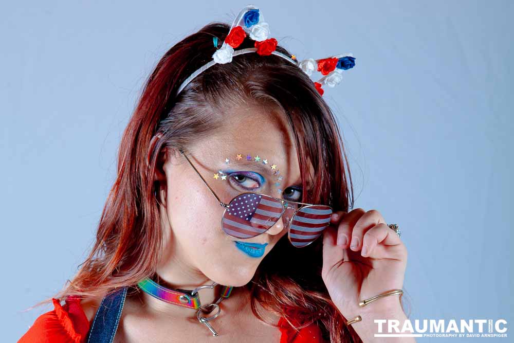 Some of my favorite models, Mollie, Kayla and Galadriel came over to play with a patriotic theme.