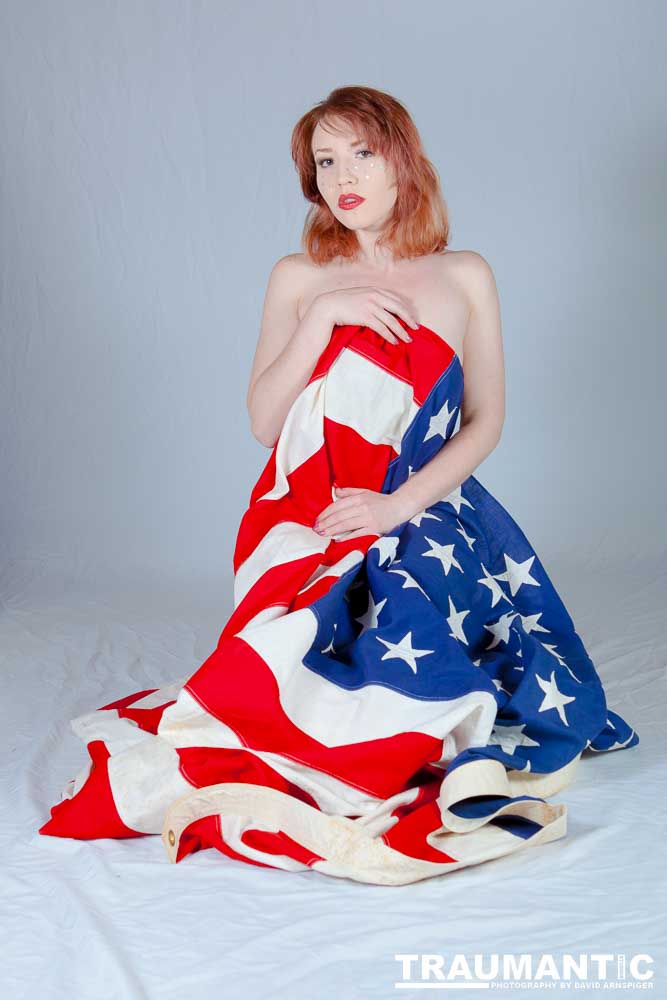 Some of my favorite models, Mollie, Kayla and Galadriel came over to play with a patriotic theme.