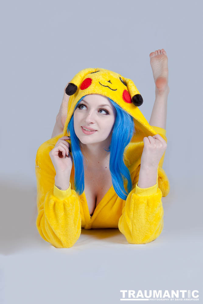 I was warned in advance that this was to be our third look for the shoot.  I had no idea what a Kigu was, but now that I know I can see some potential for an even sexier shoot with one.