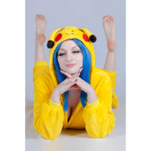 I was warned in advance that this was to be our third look for the shoot.  I had no idea what a Kigu was, but now that I know I can see some potential for an even sexier shoot with one.