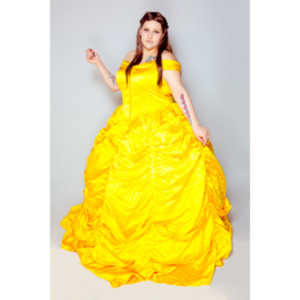 Diana (aka Smitten By Kitten) took an available session and came over with some  Cosplay options.  We had a great time and got some terrific shots.