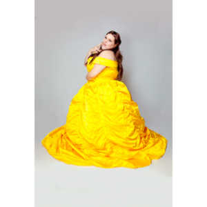 Diana (aka Smitten By Kitten) took an available session and came over with some  Cosplay options.  We had a great time and got some terrific shots.