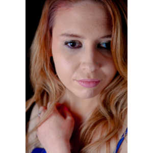 After we got her dead Prom Queen shots, she cleaned off the blood and we went for straight up Prom Queen.  She's a beauty.