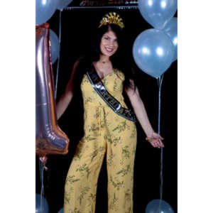 Third shoot with Amanda and Nancy.  This time the theme was celebrating their 21st birthdays.