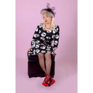 Mayra and I have had a rough road to getting together for a shoot.  Finally got it done!