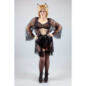 Viksen contacted to me about doing a Kitten session for her and a few frieinds.  Here are the results.