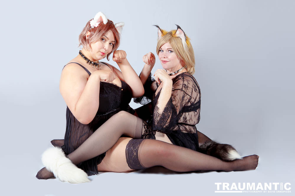 Viksen contacted to me about doing a Kitten session for her and a few frieinds.  Here are the results.