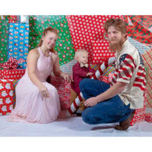 Emily, Greg and Gabriel came over and helped me do one last session on my Christmas setup.