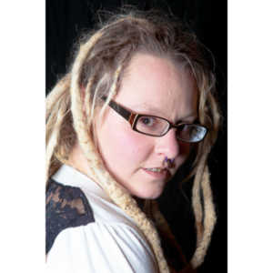 Tara signed up to do one of my Faces sessions via a model I had worked with previously.