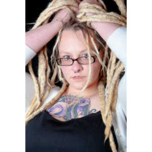 Tara signed up to do one of my Faces sessions via a model I had worked with previously.