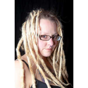 Tara signed up to do one of my Faces sessions via a model I had worked with previously.