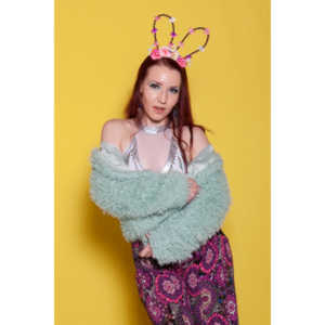 Galadriel hadn't posed for me for a long time.  I think these are some of our best images together.