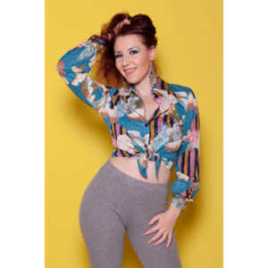 Galadriel hadn't posed for me for a long time.  I think these are some of our best images together.