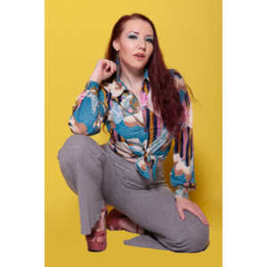 Galadriel hadn't posed for me for a long time.  I think these are some of our best images together.