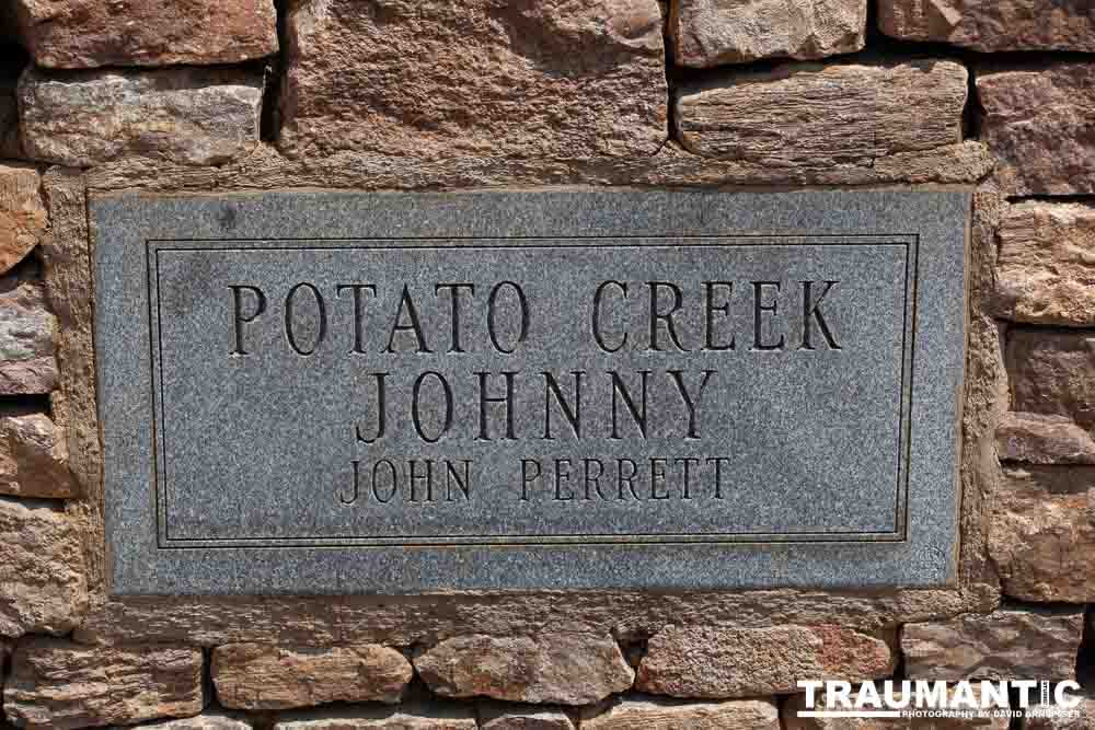 The town is a tourist trap, so we just visited Wild Bill and Calamity Jane at Mt. Moriah Cemetery.