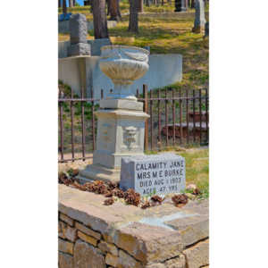 The town is a tourist trap, so we just visited Wild Bill and Calamity Jane at Mt. Moriah Cemetery.